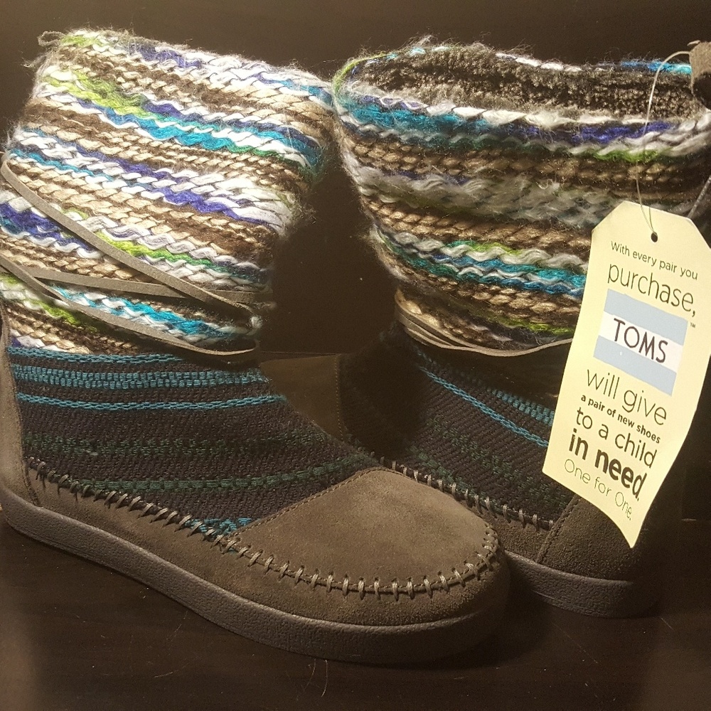 TOMS Warm Nepal Boots